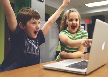 10 Inspiring Career Success Stories: How These Professionals Achieved Their Dreams
