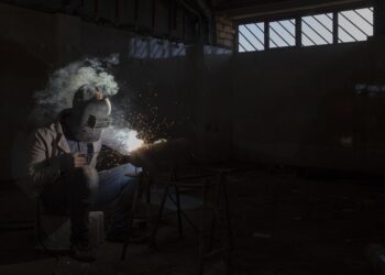 Unveiling the Secrets of Iconic Success Stories: How These Influential Leaders Achieved Greatness