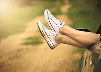 10 Easy Ways to Embrace a Sustainable Lifestyle: Eco-Friendly Tips for a Greener Future